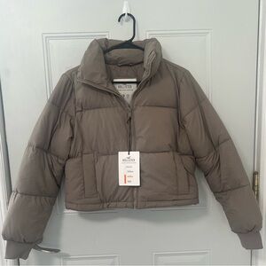 Hollister Taupe Puffer Jacket